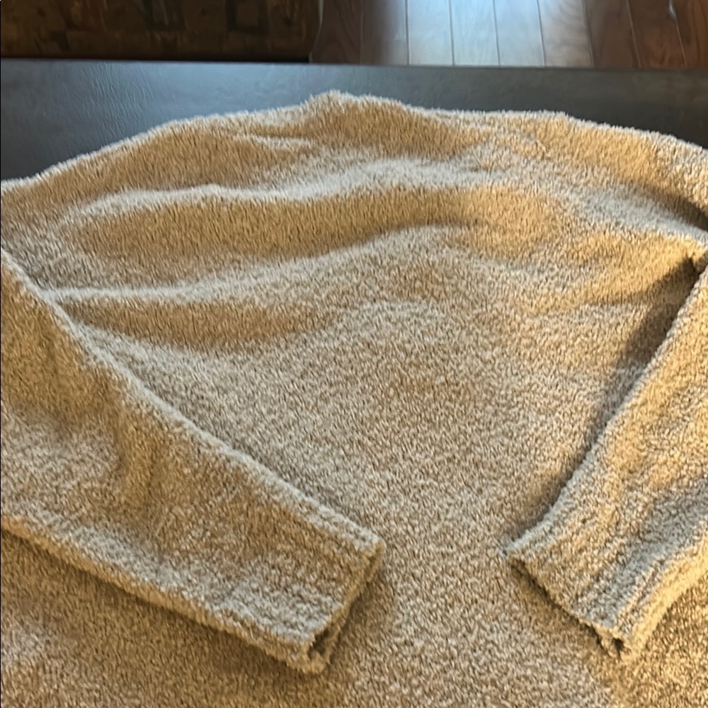 UGG Cozy Textured Sweater - Picture 4 of 4